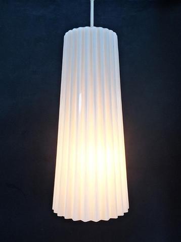 vintage Ikea design wit glazen plissé geplooide hang-lamp beschikbaar voor biedingen