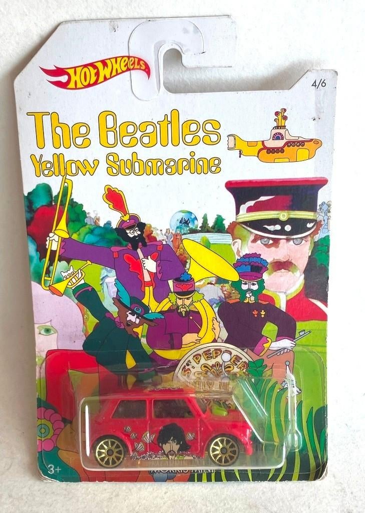 Mini Hot Wheels The Beatles Yellow Submarine long card 4/6., Hobby en Vrije tijd, Modelauto's | Overige schalen, Zo goed als nieuw