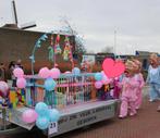 Carnavalswagen te koop met 8 pakken, Hobby en Vrije tijd, Feestartikelen, Carnaval, Gebruikt, Feestartikel, Ophalen