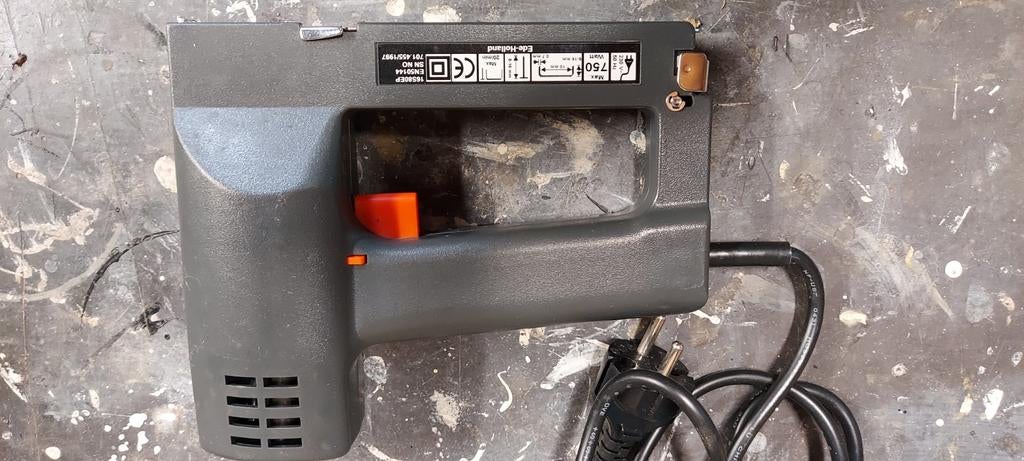 Elektrische nietmachine - Kinzo, Doe-het-zelf en Verbouw, Ophalen of Verzenden, Gebruikt