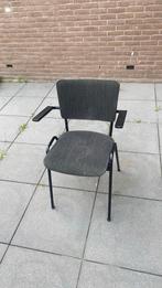 Vintage Ahrend 1970 schoolstoel met leuningen, Huis en Inrichting, Stoelen, Ophalen, Gebruikt, Zwart, Vintage