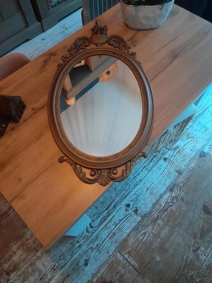 Goudkleurige ovale spiegel, Antiek en Kunst, Antiek | Spiegels, Minder dan 50 cm, Minder dan 100 cm, Ovaal, Ophalen