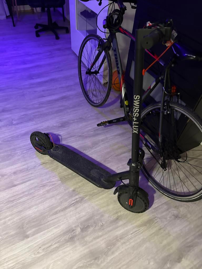 SWISS+LUX Scooter - Onderdelen / Defect, Ophalen of Verzenden, Gebruikt, Overige typen, Overige merken