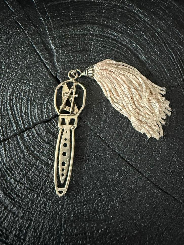 Zilveren Boekenlegger 800 Keurmerk Passer Geodriehoek, Verzamelen, Boekenleggers, Zo goed als nieuw, Ophalen of Verzenden