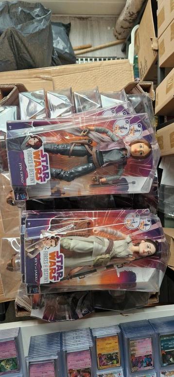 Star wars sealed nieuw in doos poppetjes beschikbaar voor biedingen