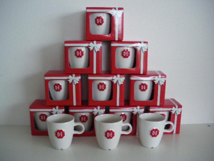 Douwe Egberts Bekers WIT, Huis en Inrichting, Keuken | Servies, Zo goed als nieuw, Overige stijlen, Porselein, Ophalen of Verzenden
