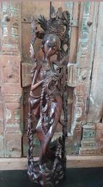 Groot hardhouten beeld uit Bali, handgesigneerd, Antiek en Kunst, Ophalen