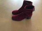 Laarsjes nieuw bordeau rood maat 39, rits a hterzijde, Kleding | Dames, Schoenen, Ophalen of Verzenden, Zo goed als nieuw