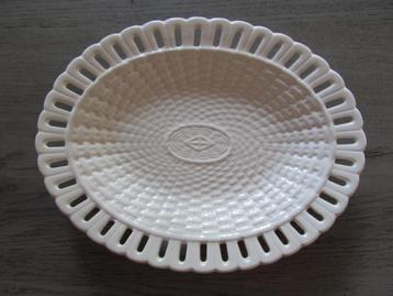 Creamware Pottey Schaaltje 19,5 cm bij 15 cm d Gemerkt beschikbaar voor biedingen