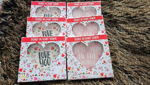 Bordjes Hart met tekst🌺Nieuw in verpakking🎀6 stuks, Huis en Inrichting, Woonaccessoires | Tekstborden en Spreuken, Nieuw, Ophalen