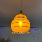 Vintage glazen hanglamp, Huis en Inrichting, Lampen | Hanglampen, Minder dan 50 cm, Glas, Ophalen of Verzenden, Zo goed als nieuw