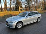 BMW 5-Serie 525D Touring 2012, heerlijke auto, Auto's, BMW, Automaat, Achterwielaandrijving, 1995 cc, Zwart