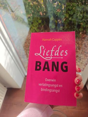 Liefdesbang - Hannah Cuppen beschikbaar voor biedingen