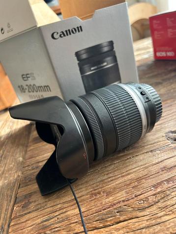 Canon EFS 18-200mm F/3.5-5.6 IS Lens beschikbaar voor biedingen