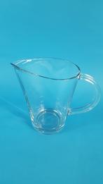 Glazen kan, waterkan, dik en zwaar glas, trendy design. 5A2, Huis en Inrichting, Keuken | Keukenbenodigdheden, Tweedehands verkoop