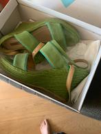Pier One schoenen, Ophalen
