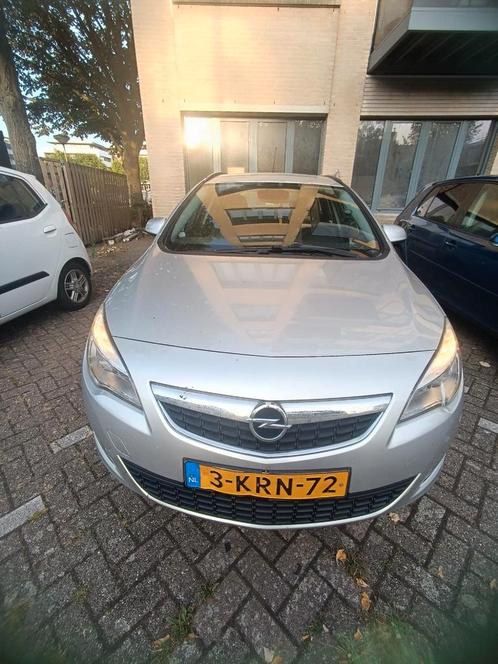 Opel Astra Sports Tourer, Auto's, Opel, Particulier, Astra, Benzine, Euro 5, Stationwagon, Handgeschakeld, Zilver of Grijs, Grijs