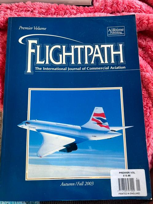 Flightpath. The international journal of commercial aviation, Verzamelen, Luchtvaart en Vliegtuigspotten, Zo goed als nieuw, Boek of Tijdschrift