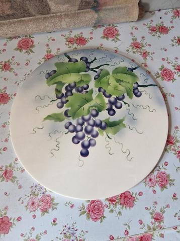 Porseleinen tegel onderzetter druiventros  beschikbaar voor biedingen