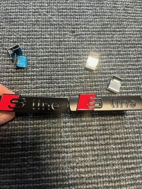 audi s-line grill embleem zwart logo a4 a5 a6 a7 a8 a3 a1 rs, Auto-onderdelen, Interieur en Bekleding, Audi, Nieuw, Ophalen of Verzenden