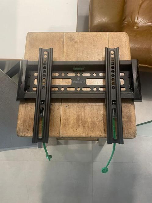 Neomounts TV Wandsteun, Audio, Tv en Foto, Televisiebeugels, Zo goed als nieuw, Ophalen