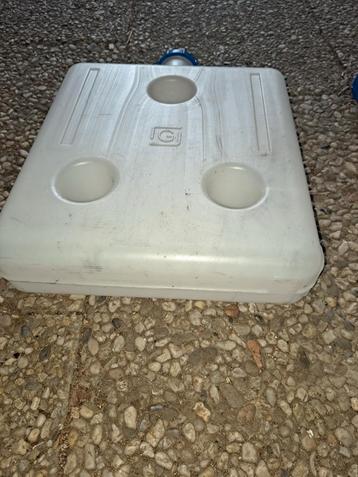 Diesel water tank 10 liter beschikbaar voor biedingen
