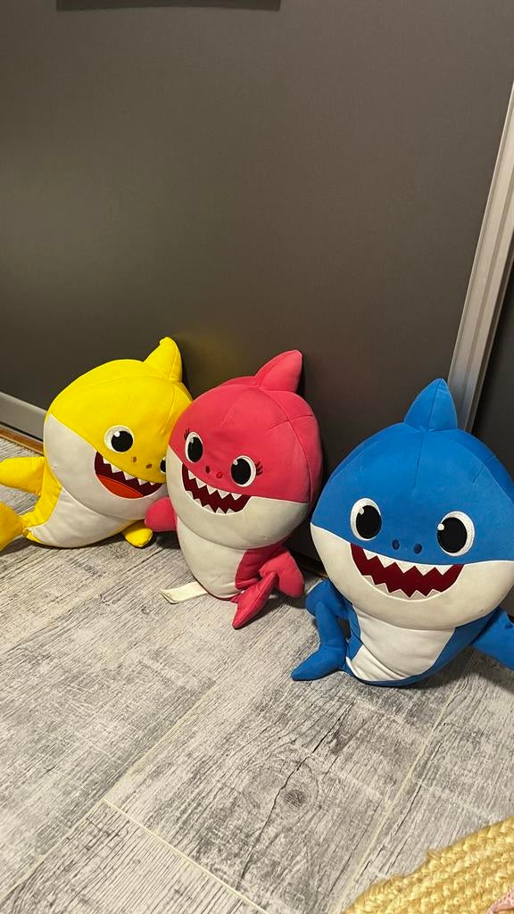 Baby Shark Knuffels - Mama, Papa & Baby, Ophalen of Verzenden, Zo goed als nieuw, Overige typen