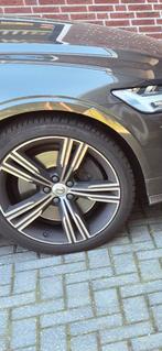 Volvo Velgen met Winterbanden 19 Inch - Goede Staat!, Auto-onderdelen, 19 inch, Gebruikt, Banden en Velgen, 235 mm
