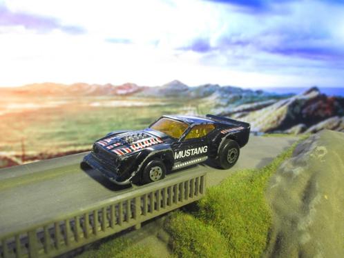 1:65 Ford Mustang Mach 1 IMSA MB67 1983-85 zwart, Hobby en Vrije tijd, Modelauto's | Overige schalen, Gebruikt, Ophalen of Verzenden