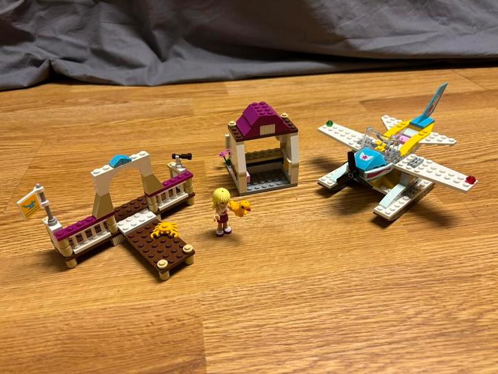 Lego Friends 3063 Heartlake vliegclub, Kinderen en Baby's, Speelgoed | Duplo en Lego, Zo goed als nieuw, Lego, Complete set, Ophalen of Verzenden