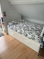 Brimnes bed IKEA incl bedeinde en lattenbodems, Huis en Inrichting, Slaapkamer | Bedden, Ophalen, Gebruikt, Wit, 200 cm