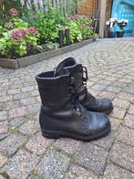 Leger kisten, Ophalen, Zwart, Boots, Gedragen
