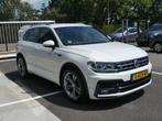 Volkswagen Tiguan 1.5 TSI ACT R-Line Navigatie Led + Xenon E, Voorwielaandrijving, Stof, 4 cilinders, Wit