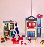 PLAYMOBIL brandweerkazerne en brandend huis +, Gebruikt, Ophalen of Verzenden