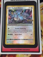 Radiant Eevee SWSH230 Pokemon Go NM/M, Ophalen, Zo goed als nieuw
