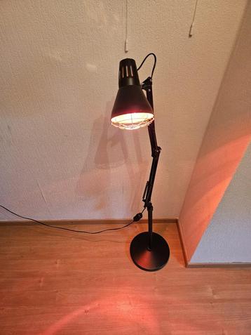 Infraroodlamp 275W beschikbaar voor biedingen