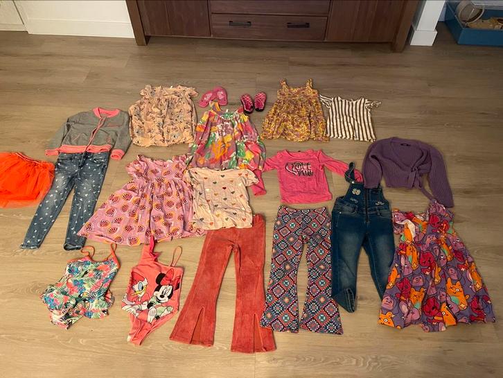 Groot Meiden pakket zomer maat 116    19 items !!, Kinderen en Baby's, Kinderkleding | Kinder-kledingpakketten, Zo goed als nieuw