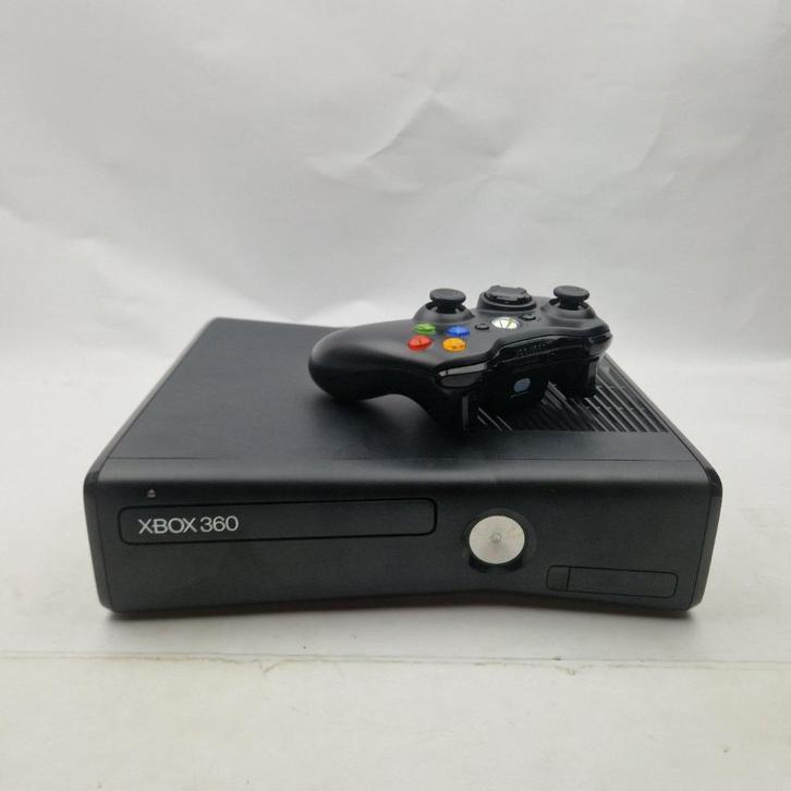 Xbox 360 Slim 250GB + Controller || Nu Voor € 79.99, Spelcomputers en Games, Games | Xbox 360, Zo goed als nieuw, Racen en Vliegen