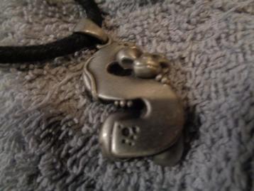ketting van diddl met de letter S nr k 5764 beschikbaar voor biedingen