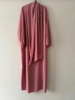 Roze abaya met hoofddoek - nieuw, Ophalen of Verzenden, Roze, Zo goed als nieuw