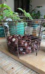 Frans fil de fer mandje met hengsel, Antiek en Kunst, Ophalen