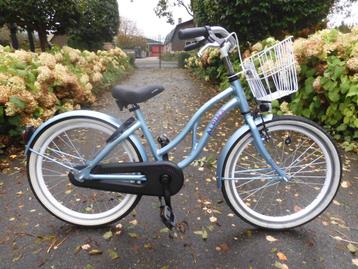 Hele coole 22 inch  Alpina Ocean meisjesfiets 1 jaar oud beschikbaar voor biedingen
