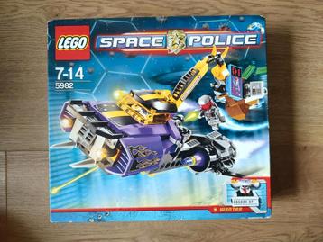 LEGO 5982 SPACE POLICE Nieuw (ongeopend) Vintage set beschikbaar voor biedingen