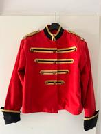 Rood carnavalsjasje mt S, Ophalen, Carnaval, Kleding, Gedragen
