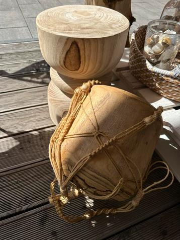 Prachtige Boho hardhouten bloempot aan touw beschikbaar voor biedingen