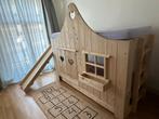 Bedhuisje met glijbaan boomhutbed, Kinderen en Baby's, Kinderkamer | Bedden, Ophalen, 85 tot 100 cm, Zo goed als nieuw, Matras