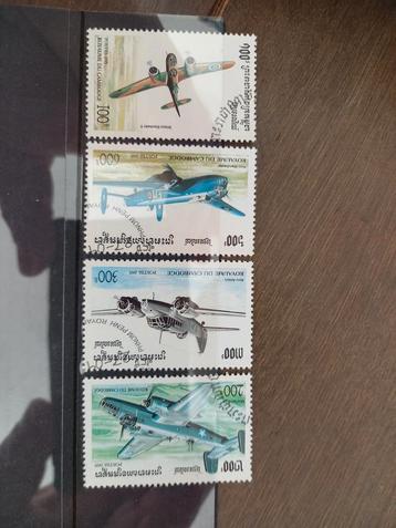 Postzegels vliegtuigen 2 series beschikbaar voor biedingen