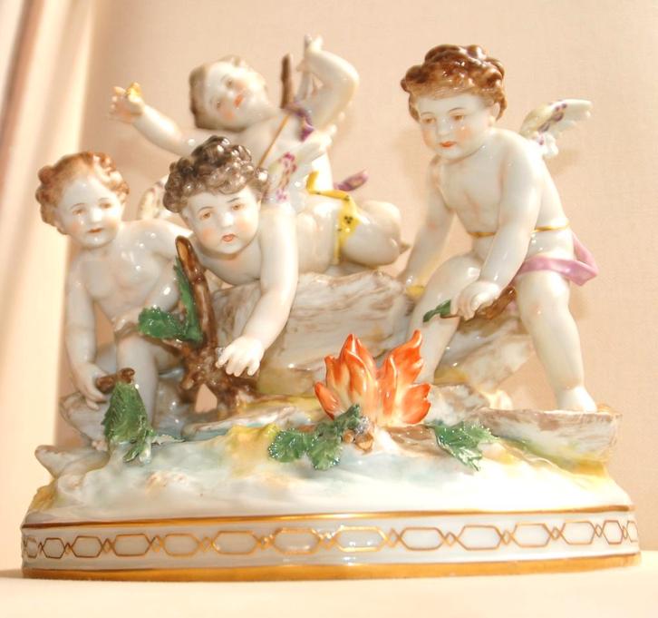 Antiek Porseleinen beelden groep Engeltjes /cupido's, Antiek en Kunst, Antiek | Porselein, Ophalen of Verzenden