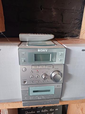 Stereo set beschikbaar voor biedingen