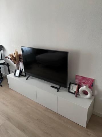 Wit tv meubel met 4 deurtjes - Ophangbaar/Staand beschikbaar voor biedingen